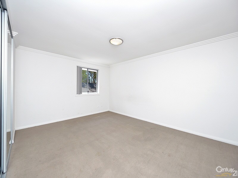 18/100 Kenyons Road, Merrylands West NSW 2160