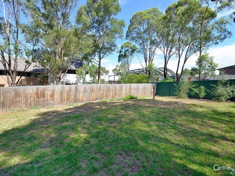 18/100 Kenyons Road, Merrylands West NSW 2160