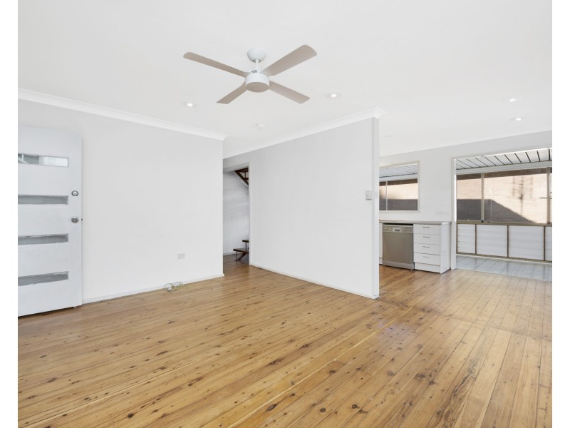 32 Lynette Crescent, East Gosford NSW 2250