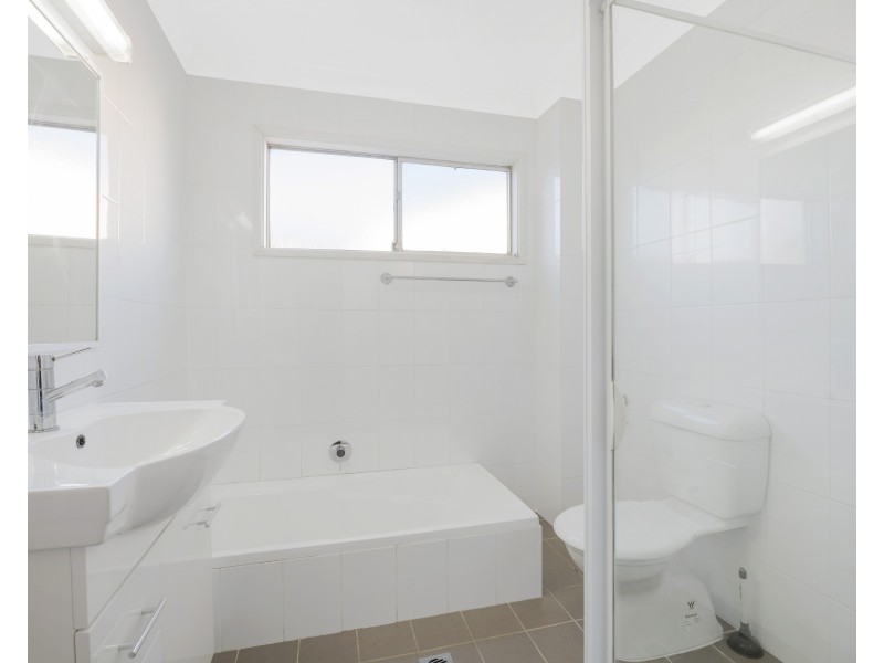 32 Lynette Crescent, East Gosford NSW 2250