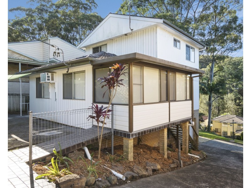 32 Lynette Crescent, East Gosford NSW 2250