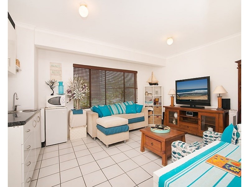 11 Kulara Ave, West Gosford NSW 2250