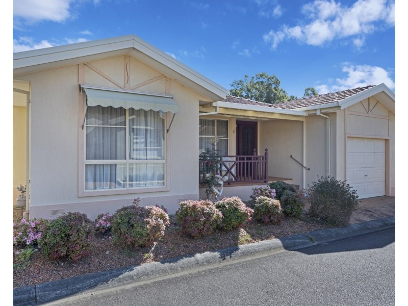 2/61 Karalta Road, Erina NSW 2250