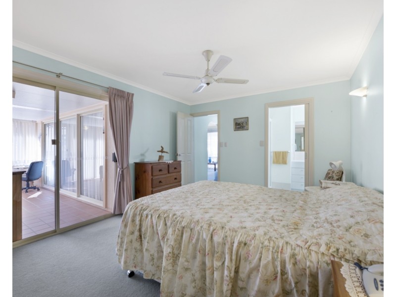 2/61 Karalta Road, Erina NSW 2250