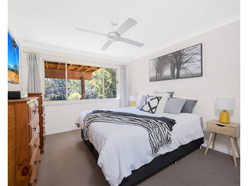 17 Moray Parade, Saratoga NSW 2251