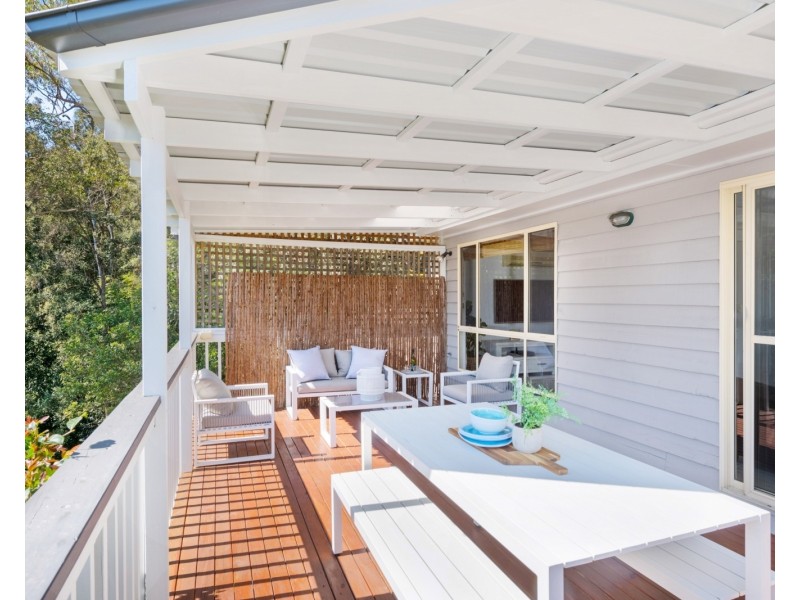 17 Moray Parade, Saratoga NSW 2251