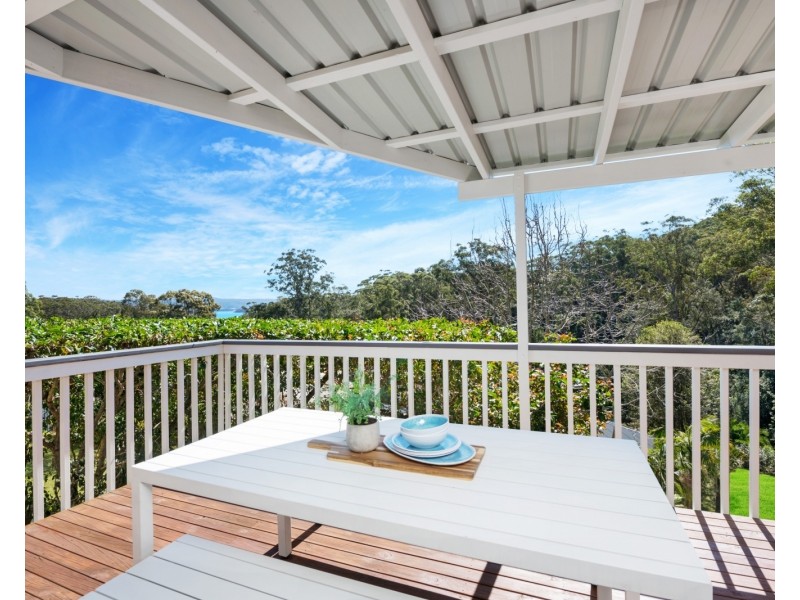 17 Moray Parade, Saratoga NSW 2251