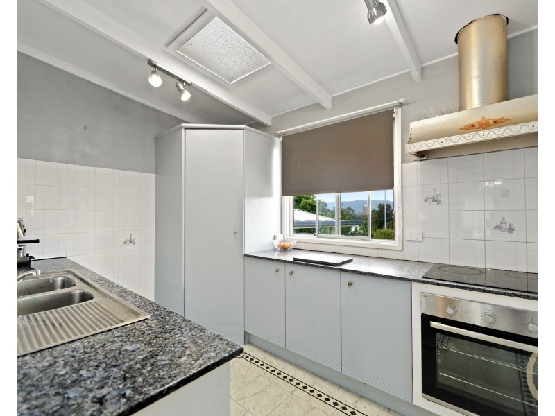 28 Headlam Parade, Springfield NSW 2250