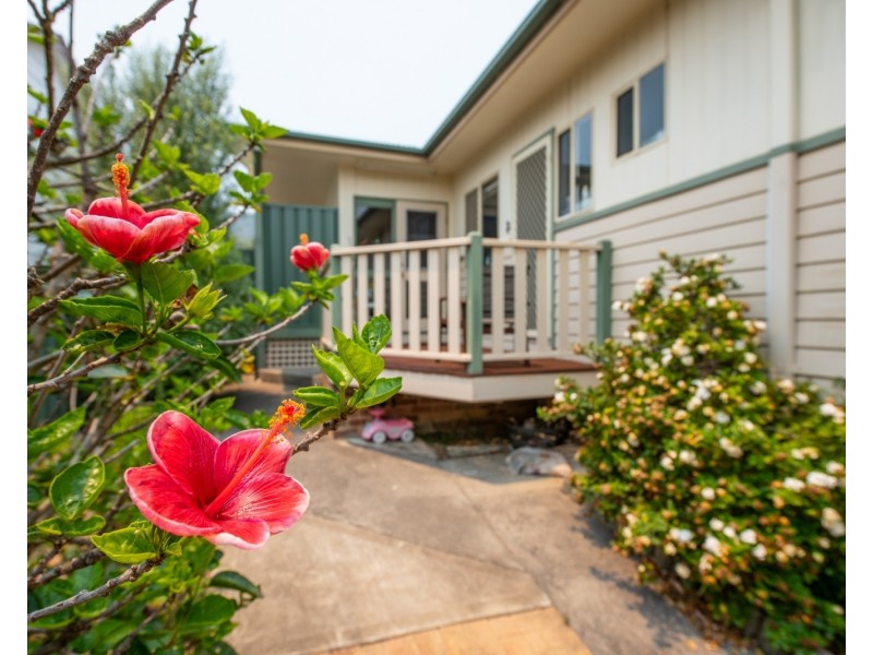 80 Lowanna Avenue, Forresters Beach NSW 2260