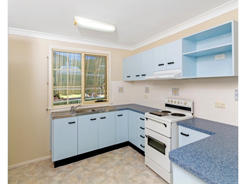 80 Lowanna Avenue, Forresters Beach NSW 2260