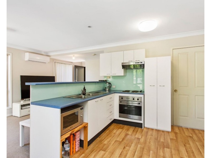 2/74 Karalta Road, Erina NSW 2250