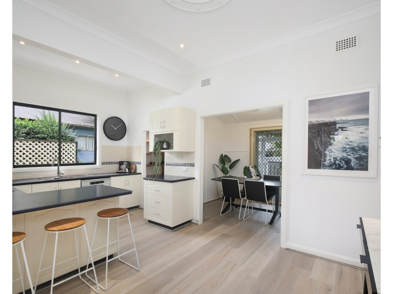 16A Teralba Street, Lisarow NSW 2250