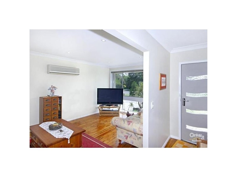 7 Bayline Drive, Point Clare NSW 2250