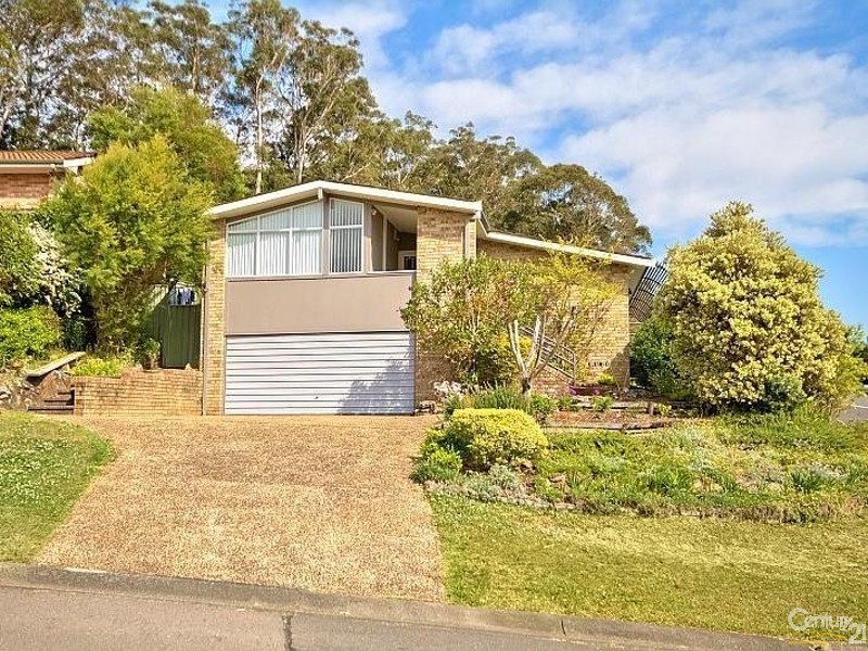 2 Letitia Close, Green Point NSW 2251