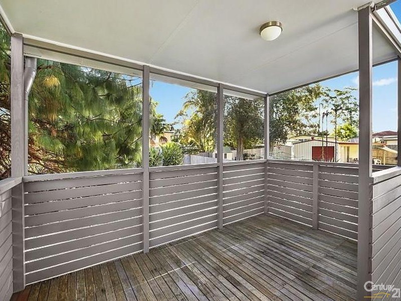 2 Grevillea Crescent, Berkeley Vale NSW 2261