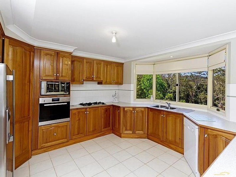 5 Nalkari Avenue, Wyoming NSW 2250