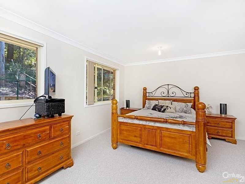 5 Nalkari Avenue, Wyoming NSW 2250