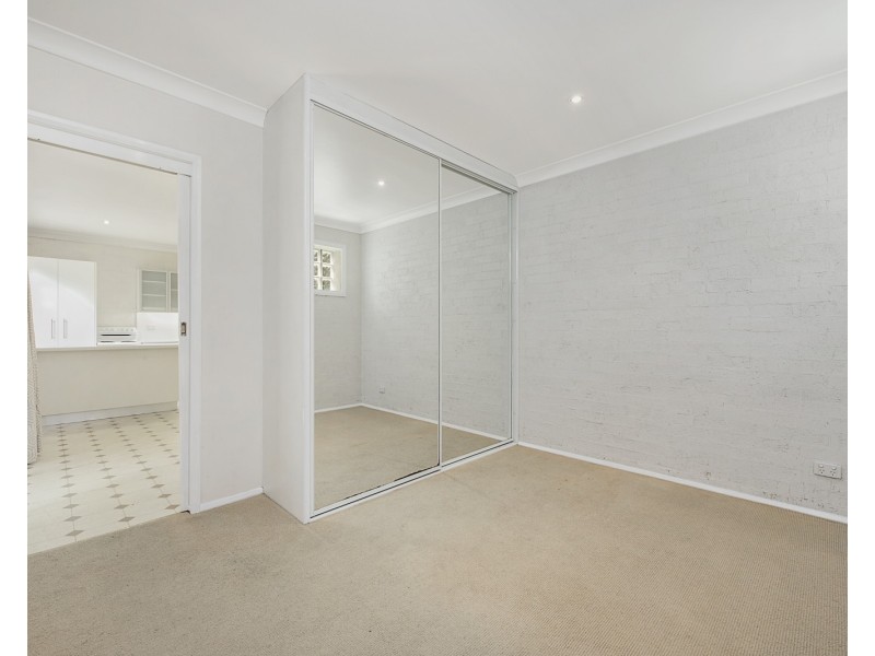 2/5 Palmgrove Place, North Avoca NSW 2260