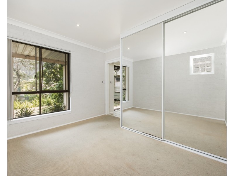 2/5 Palmgrove Place, North Avoca NSW 2260