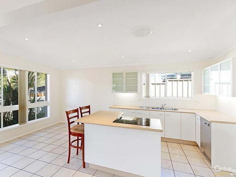 11 Lisarow Street, Lisarow NSW 2250