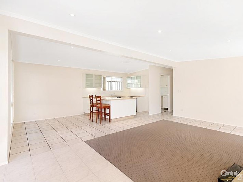 11 Lisarow Street, Lisarow NSW 2250