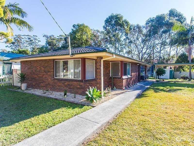 23 Pemell Street, Wyoming NSW 2250