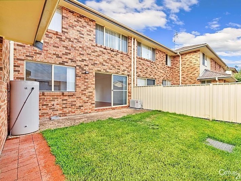 2/8 Russell Street, East Gosford NSW 2250