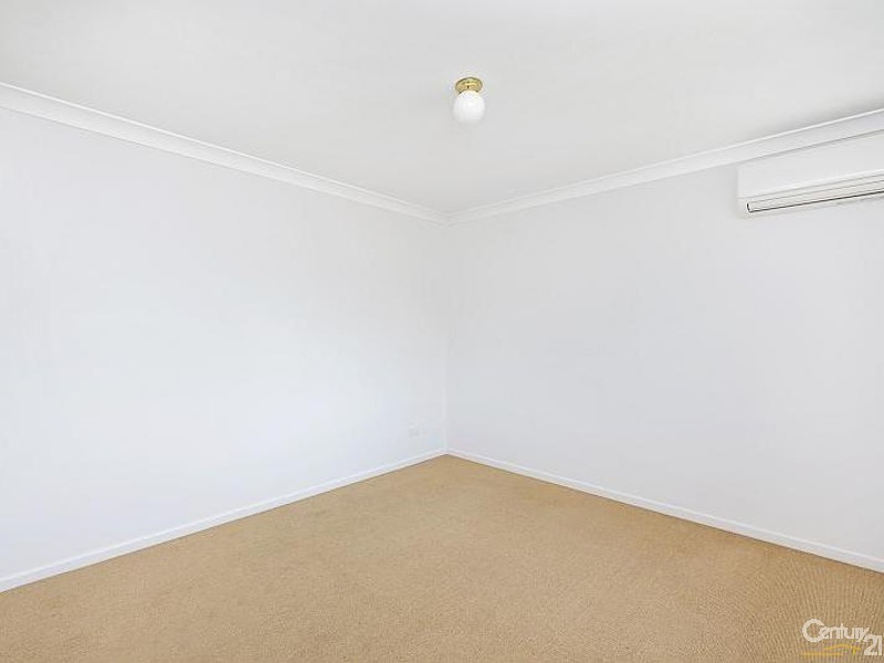 2/8 Russell Street, East Gosford NSW 2250