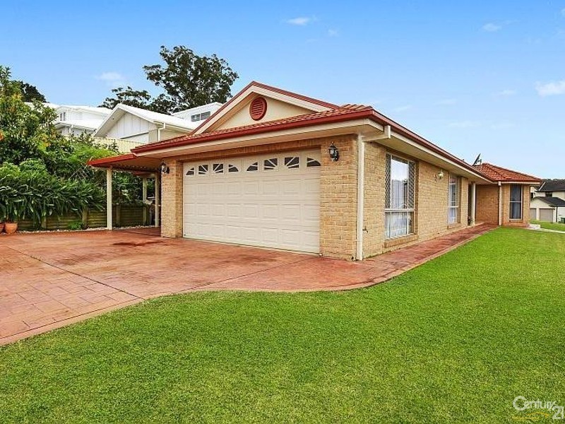 14 Scribbly Gum Crescent, Erina NSW 2250