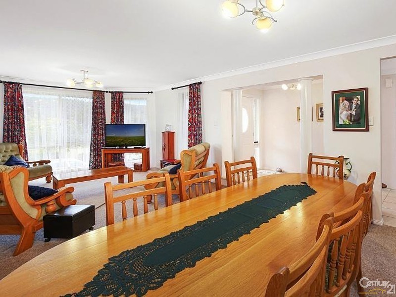 14 Scribbly Gum Crescent, Erina NSW 2250