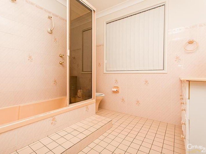 14 Mangrove Road, Narara NSW 2250