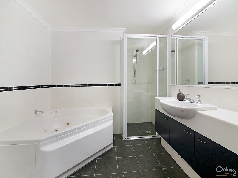 53/91-95 John Whiteway Drive, Gosford NSW 2250