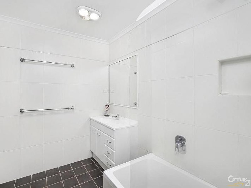 110 Wells Street, Springfield NSW 2250