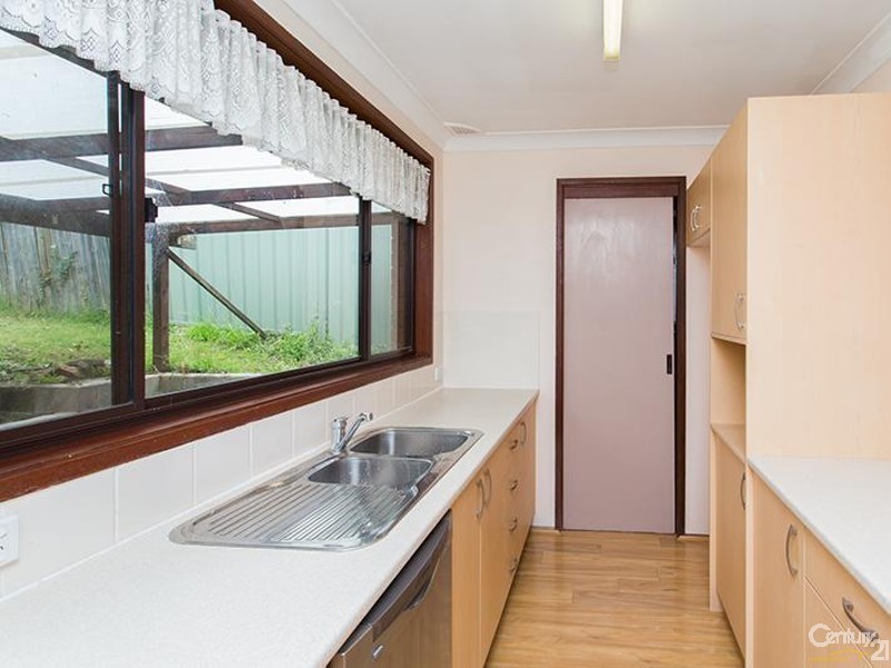 4  Kent Street, Niagara Park NSW 2250