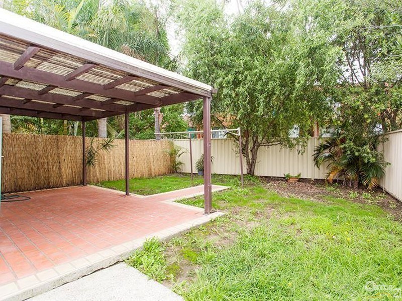 17 Rotherham Street, Bateau Bay NSW 2261