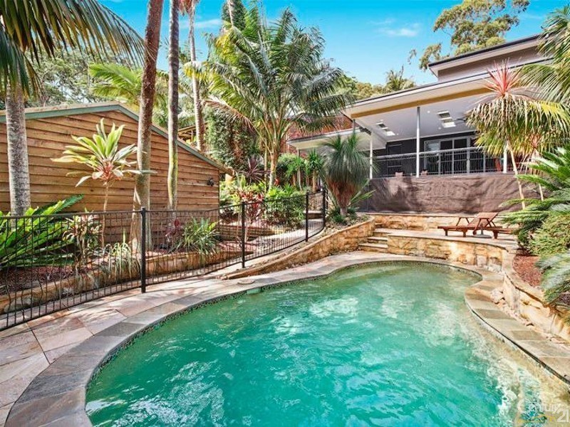 9 Duncan Road, North Avoca NSW 2260