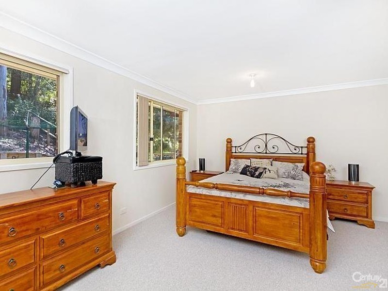 5 Nalkari Avenue, Wyoming NSW 2250