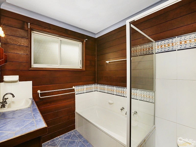 2 Nijorie Close, Kincumber NSW 2251