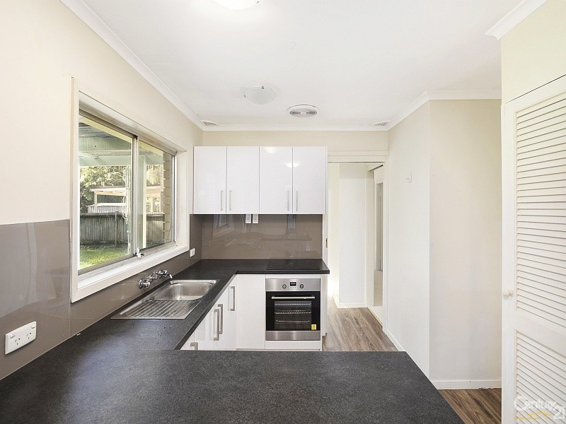 91 Lake Shore Drive, North Avoca NSW 2260