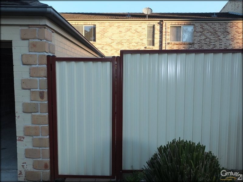 7/4 Richmond Mews, Mardi NSW 2259