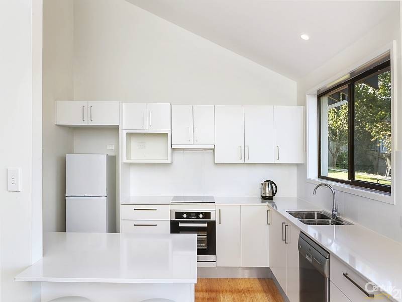 85 Old Gosford Road, Wamberal NSW 2260