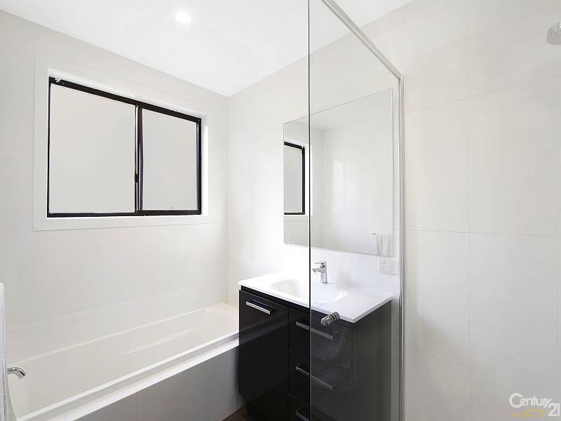 85 Old Gosford Road, Wamberal NSW 2260