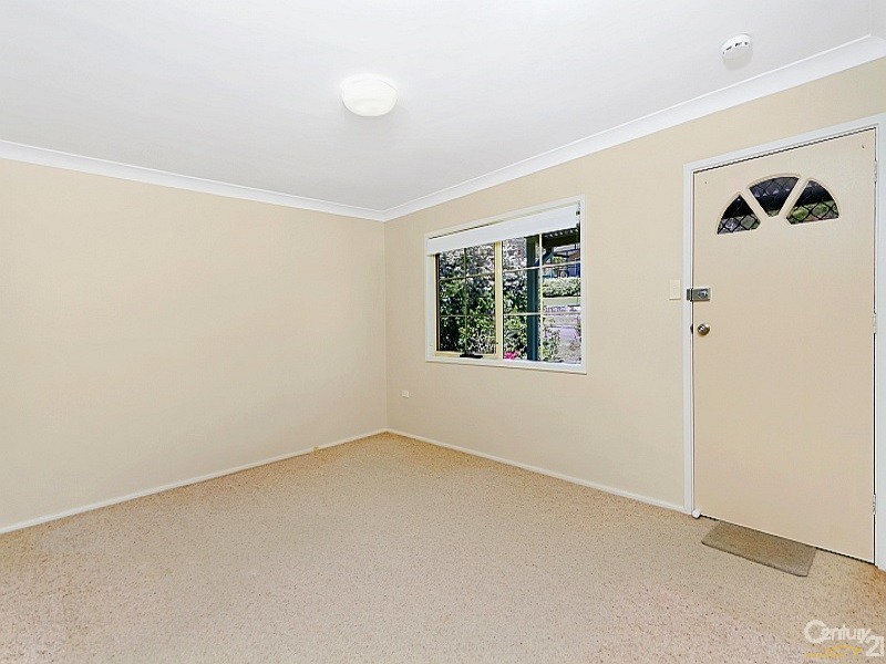 2/80 Lowanna Avenue, Forresters Beach NSW 2260