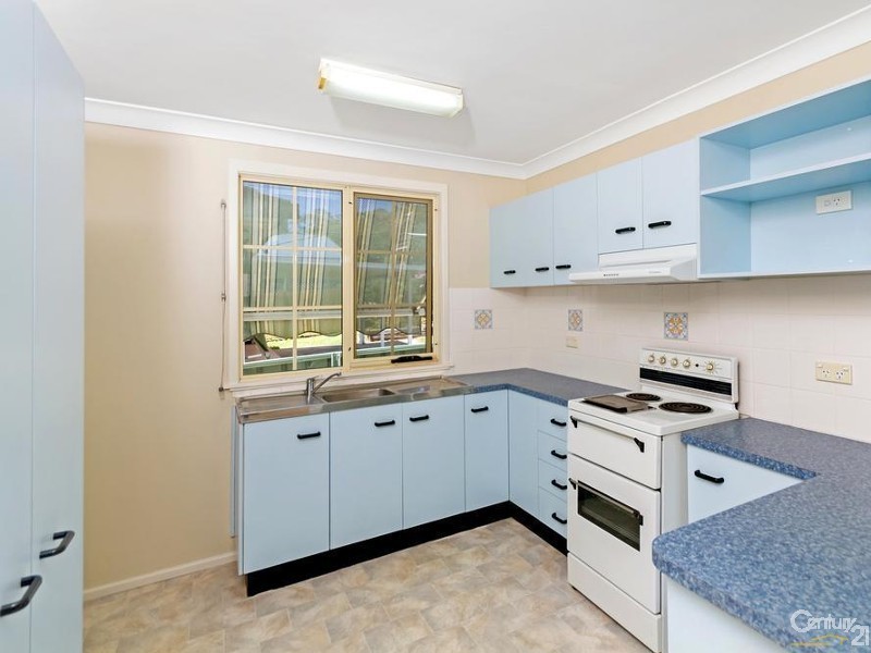 2/80 Lowanna Avenue, Forresters Beach NSW 2260