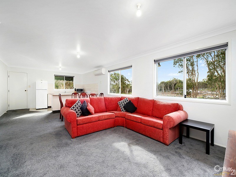 9  Peter Avenue, Forresters Beach NSW 2260