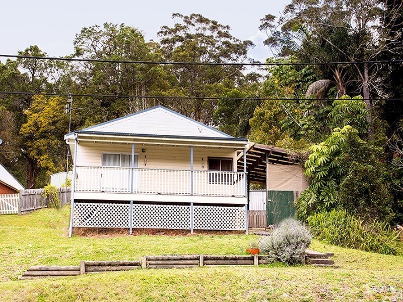 11 Dog Trap Road, Ourimbah NSW 2258