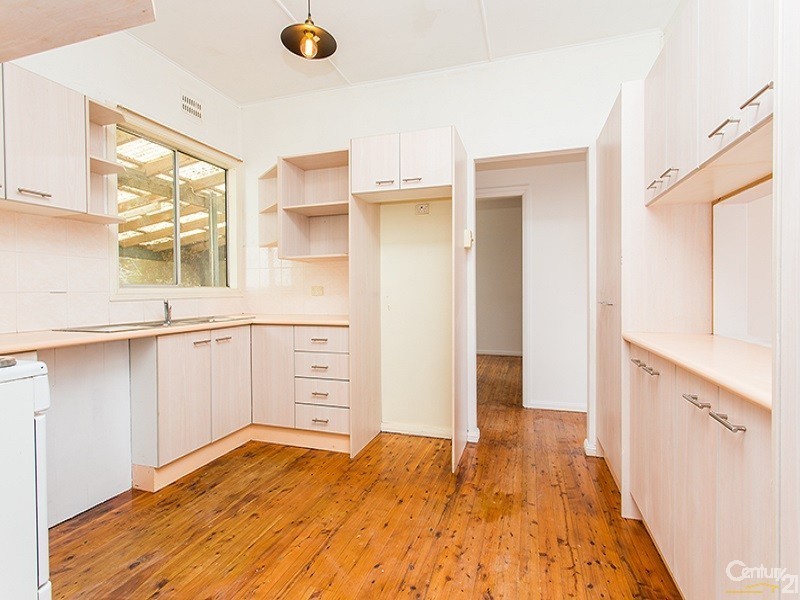 11 Dog Trap Road, Ourimbah NSW 2258