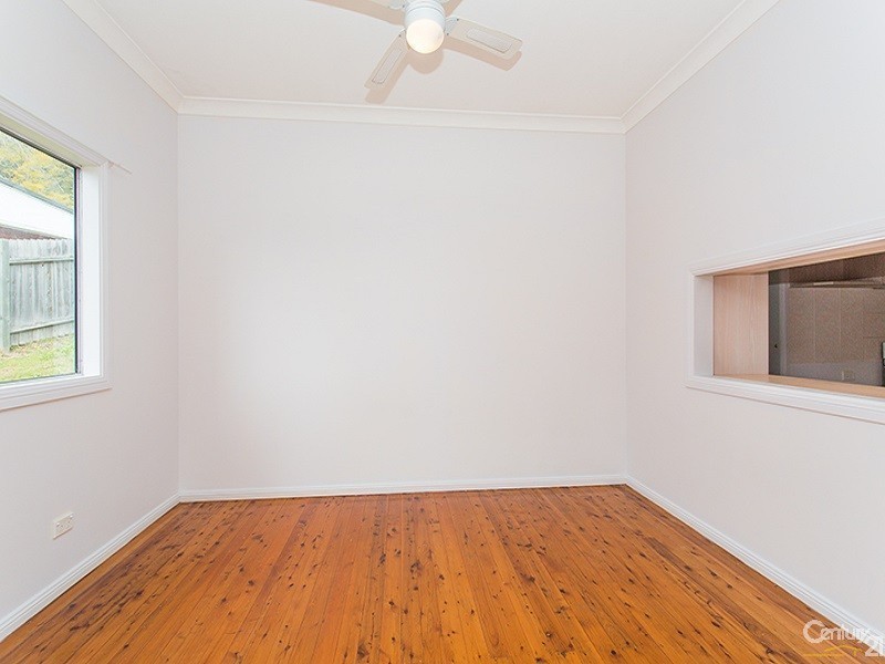 11 Dog Trap Road, Ourimbah NSW 2258