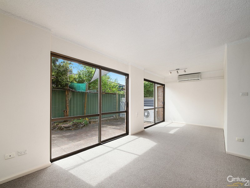 2/20 Russell Street, East Gosford NSW 2250