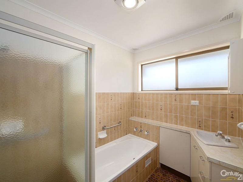 2/20 Russell Street, East Gosford NSW 2250